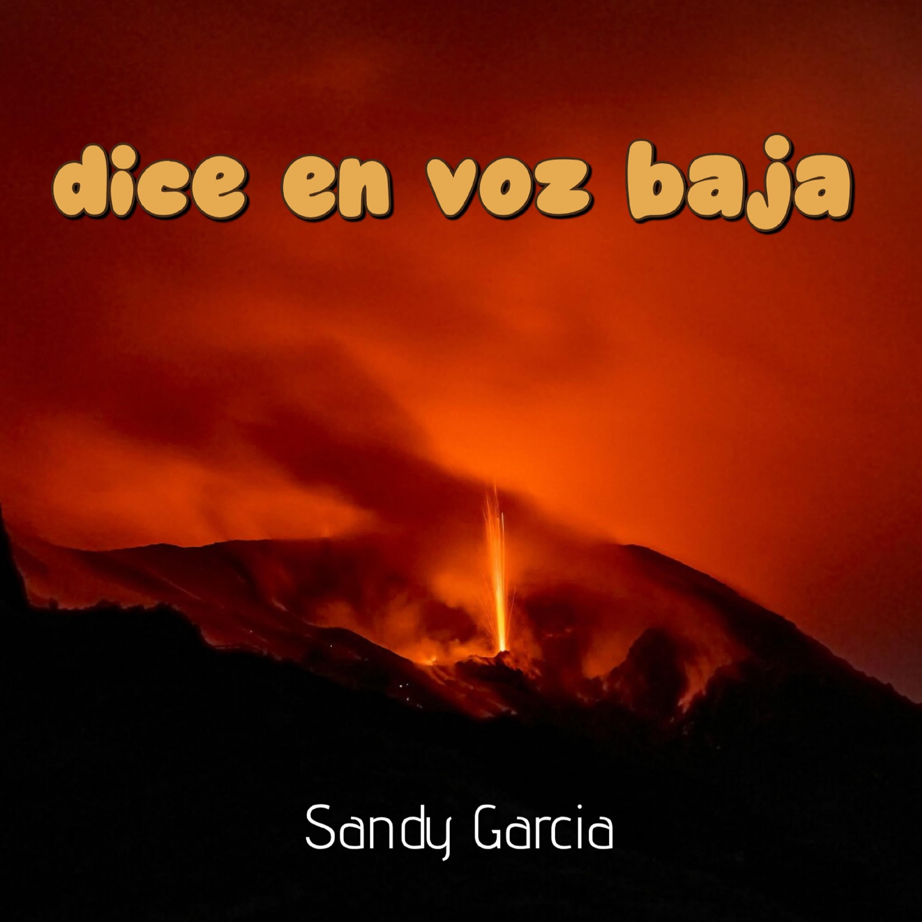 dice en voz baja
